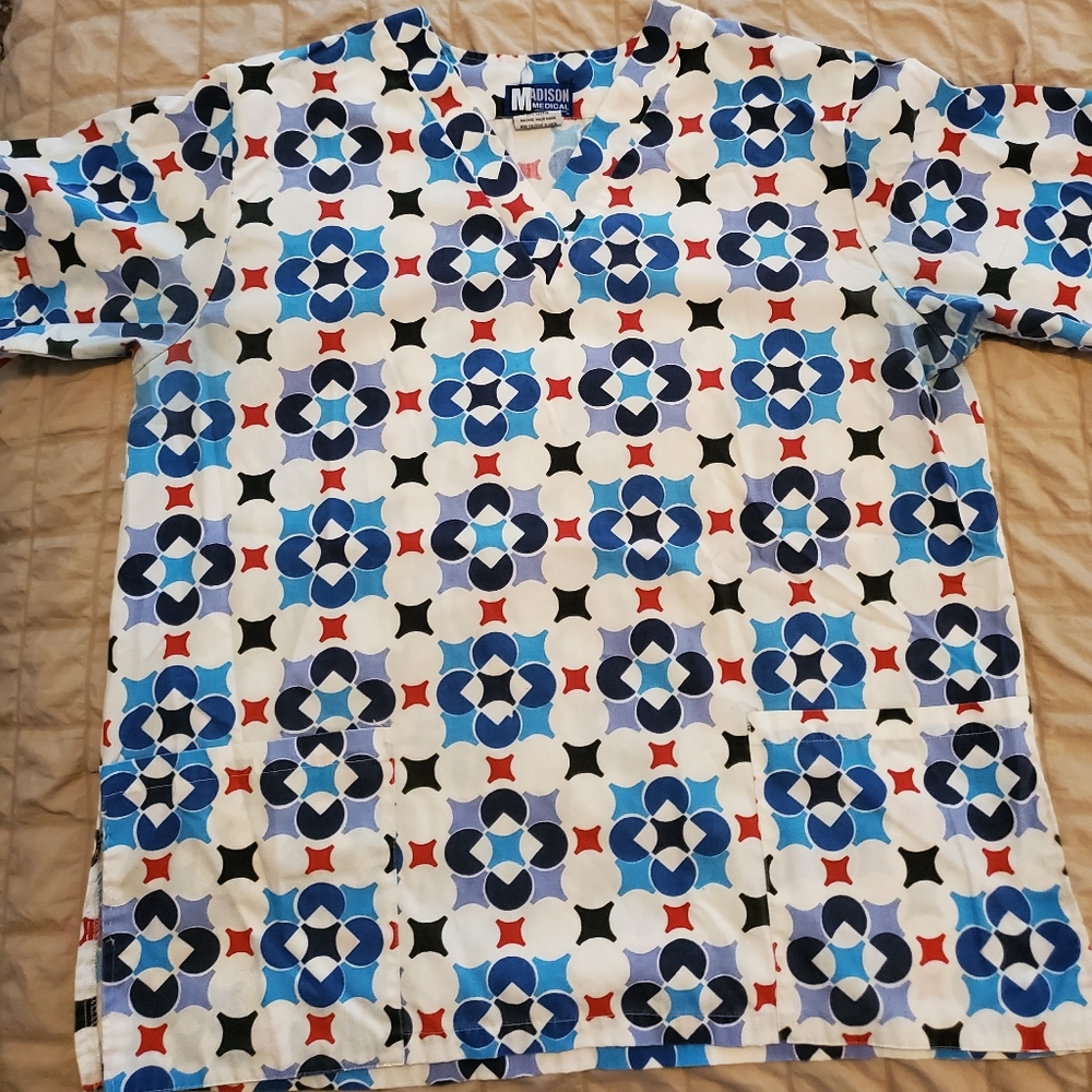 Scrub top